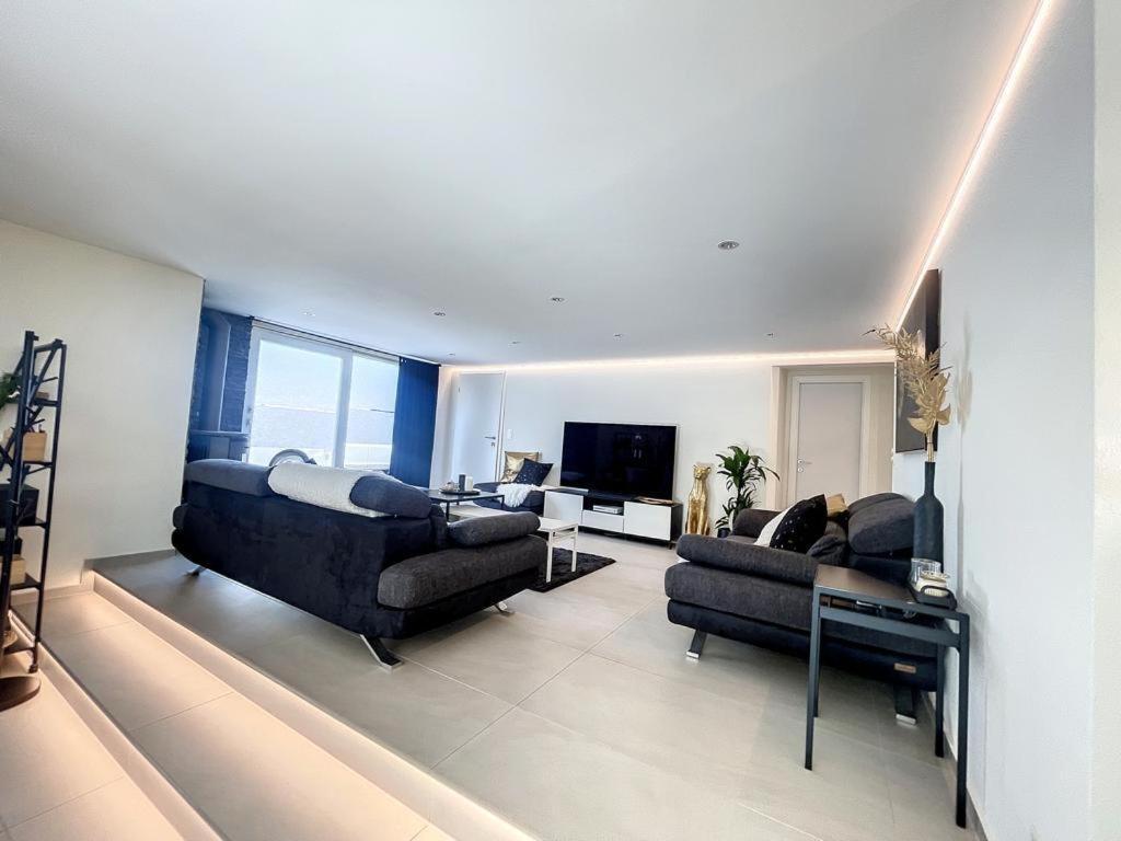 Appartement Moderne Avec Terrasse Et Piscine A Chatel Sur Bex Exterior foto